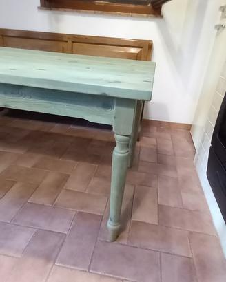 tavolo.di legno