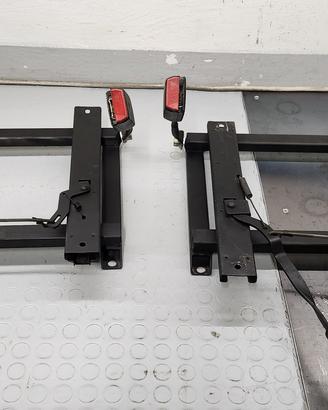 Slitte per montare sedili Recaro su BMW E30