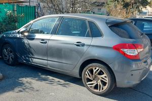 Citroen C4 Exclusive da riparare 