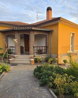 Villa a Montecchio
