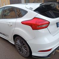 Ford Focus 1.5 TDCi 120 CV ST LINE PERSONALIZZATA