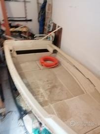 Barca in vetroresina