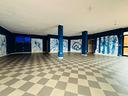 ampio-locale-commerciale