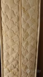 Materasso singolo (2 disponibili)