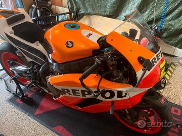 honda cbr 1000