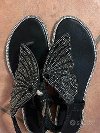 Sandali neri infradito strass