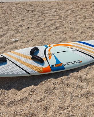Tavola windsurf Fanatic skate 100 litri 