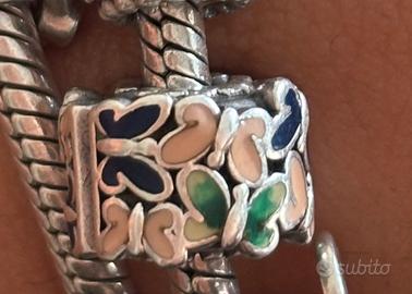 Charm pandora
