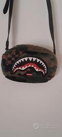 Borsa Sprayground mimetica