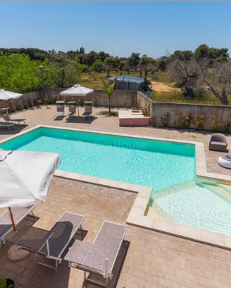 San Cesario di Lecce - Piscina per feste