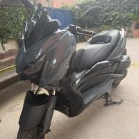 Yamaha xmax Tech max 300