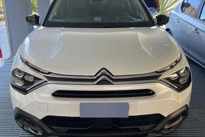 Citroen C-Crosser Elettrica