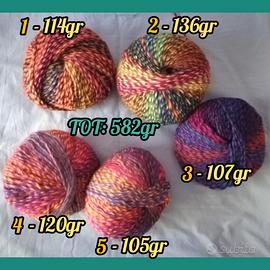 Gomitoli misto lana - totale 582 grammi