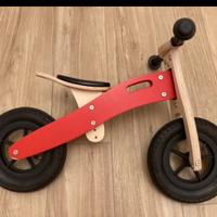 Bici in legno senza pedali