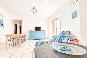 4 LOCALI A GAETA