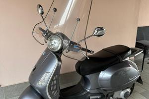Vespa 200L