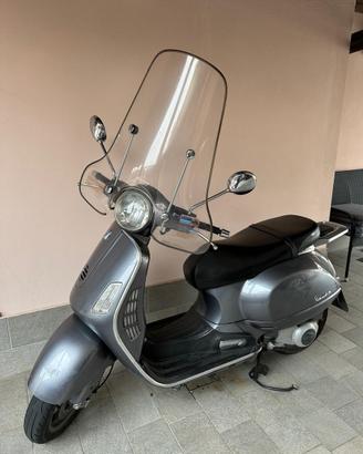 Vespa 200L