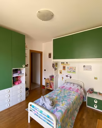 Cameretta bambina/bambino con armadio a ponte