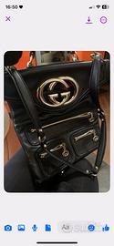 Borsa Gucci tracolla nera in pelle nera