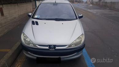 Pegeout 206 HDI