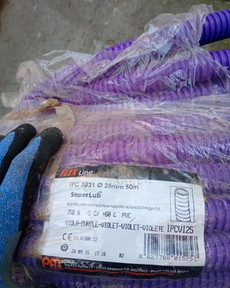 tubo per passaggio cavi 