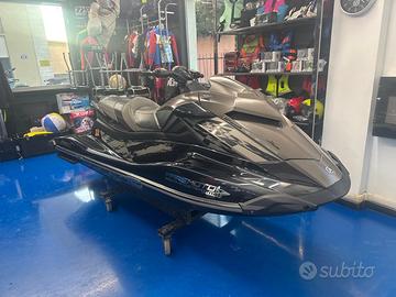 Moto d'acqua Yamaha GP1800 R SVHO 2022 con 100 ore