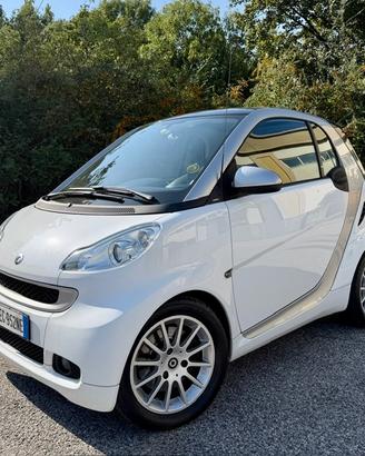 Smart fowto coupe mhd benzina neopatentati