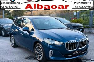 218d Active Tourer Luxury