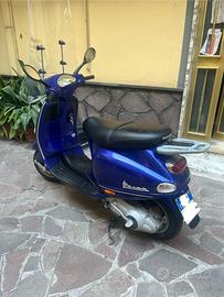 Vespa ET4 centocinquanta