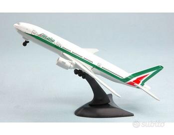 Oggettistica e abbigliamento aerei "ALITALIA"