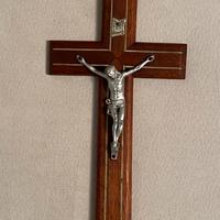 Crocifisso vintage in legno