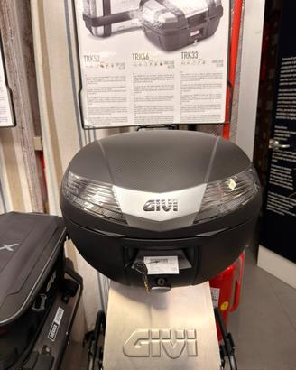 SUPERPROMO Givi BAULETTO V40NT TECH  Fume