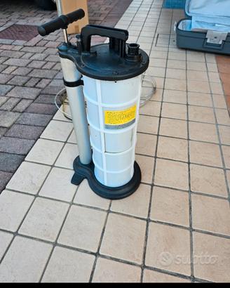 Pompa aspira olio 