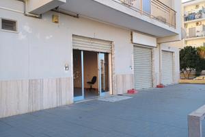 Locale commerciale in zona ben servita