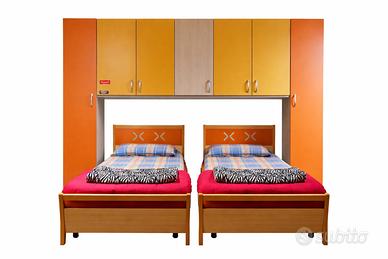 Armadio + 2 letti singoli