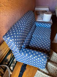 Divano 2 Posti Artigianale – Come Nuovo!