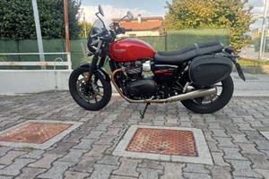 TRIUMPH  STREET TWIN  900  2020 KM 11800
