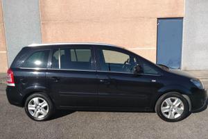 OPEL ZAFIRA 2011