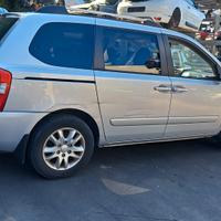 KIA CARNIVAL 2008 SOLO PER RICAMBI