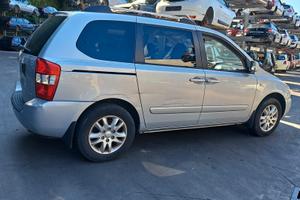KIA CARNIVAL 2008 SOLO PER RICAMBI