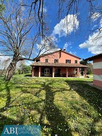 Immobile di 500 m² con più di 5 locali a Brisighel