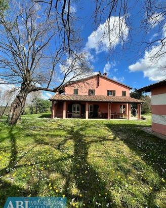 Immobile di 500 m² con più di 5 locali a Brisighel