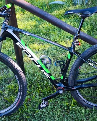 MTB Focus Raven 29 tutta in carbonio
