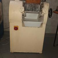 raffinatrice  a 2 rulli pasticceria 