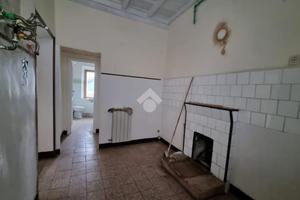 4 LOCALI A SEGNI