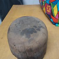 ceppo antico per modellare i cappelli 