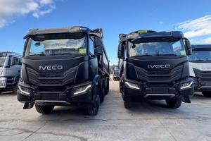 Iveco T-way 540 Trakker nuovi neri Andreoli 2026