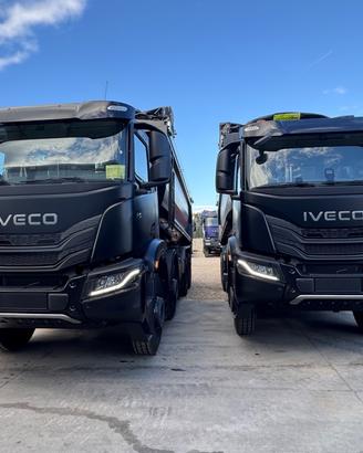 Iveco T-way 540 Trakker nuovi neri Andreoli 2026