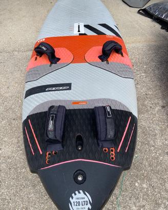 Tavola wind surf con pinne e sacca