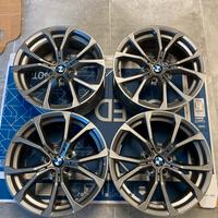 Cerchi originali BMW da 17”